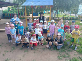 Сказка ложь, да в ней намек... Сказка ложь, да в ней намек.